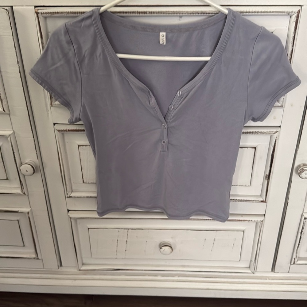 ReoRia Purple Short Sleeve Tee Vibrant and Comfortable